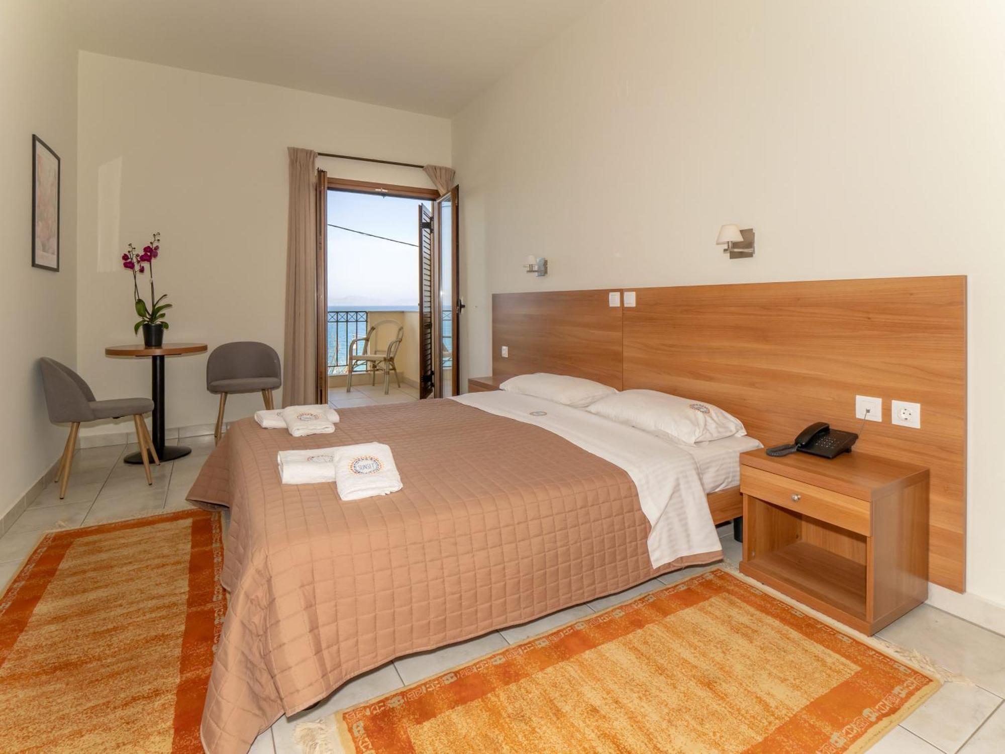 Sunset Hotel Xiropigado Ngoại thất bức ảnh